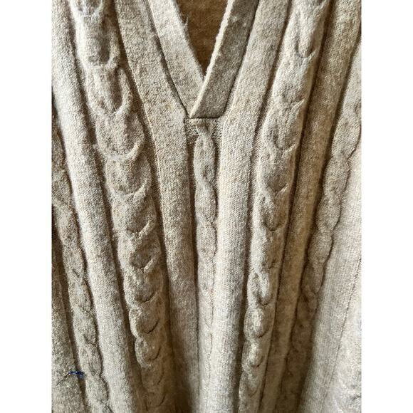 1.State women's sweater size medium - Picture 2 of 4